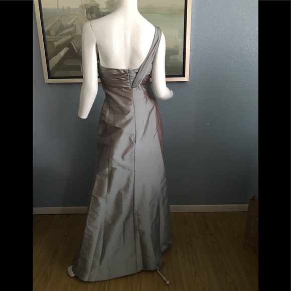 Larzo Dress, 12 - Picture 3 of 6